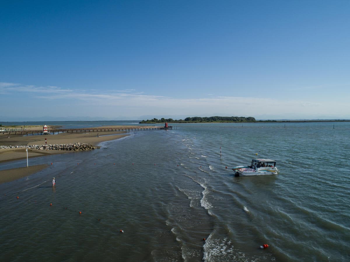 Pontoon Boat Tour